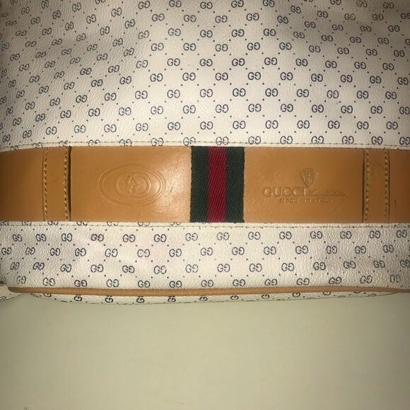 Gucci vintage cross body bag, clean inside - Picture 4 of 14